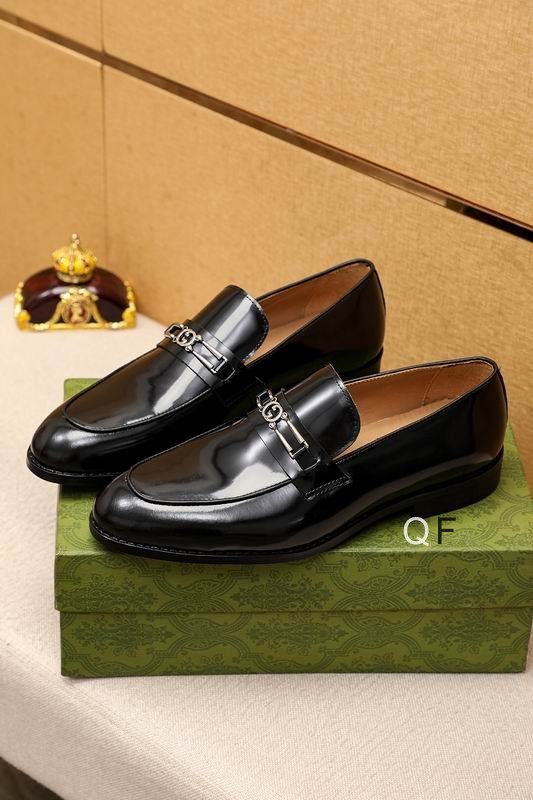 Gucci Men's Shoes 692